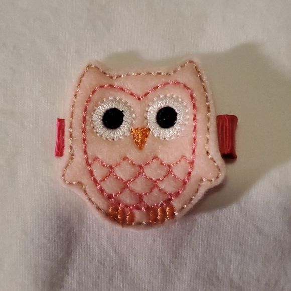 Other - NEW PINK FELT OWL HAIR CLIPPY